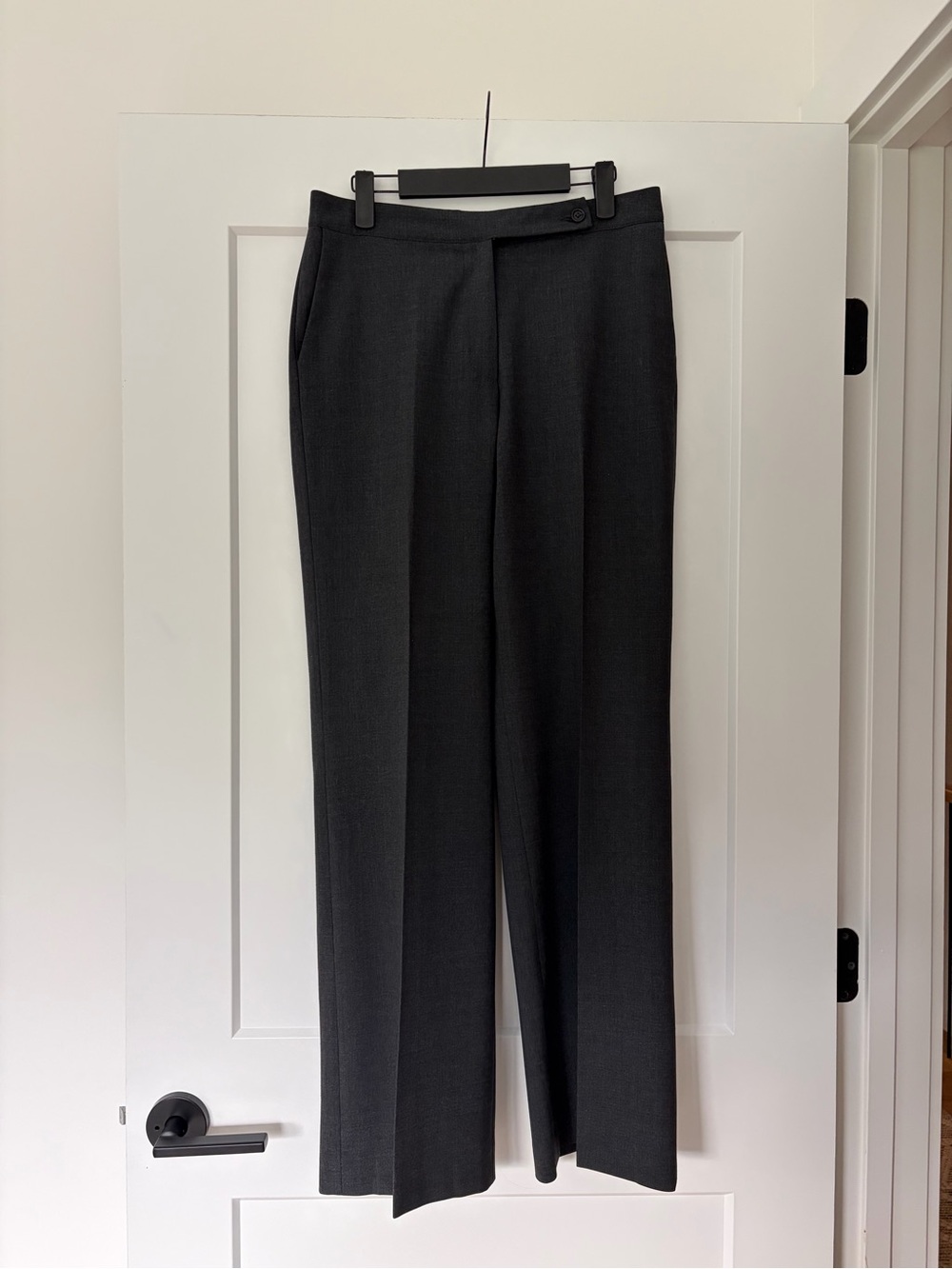 Classic Women's Straight-Leg Trousers Dark Gray Italian Wool Blend size 6
